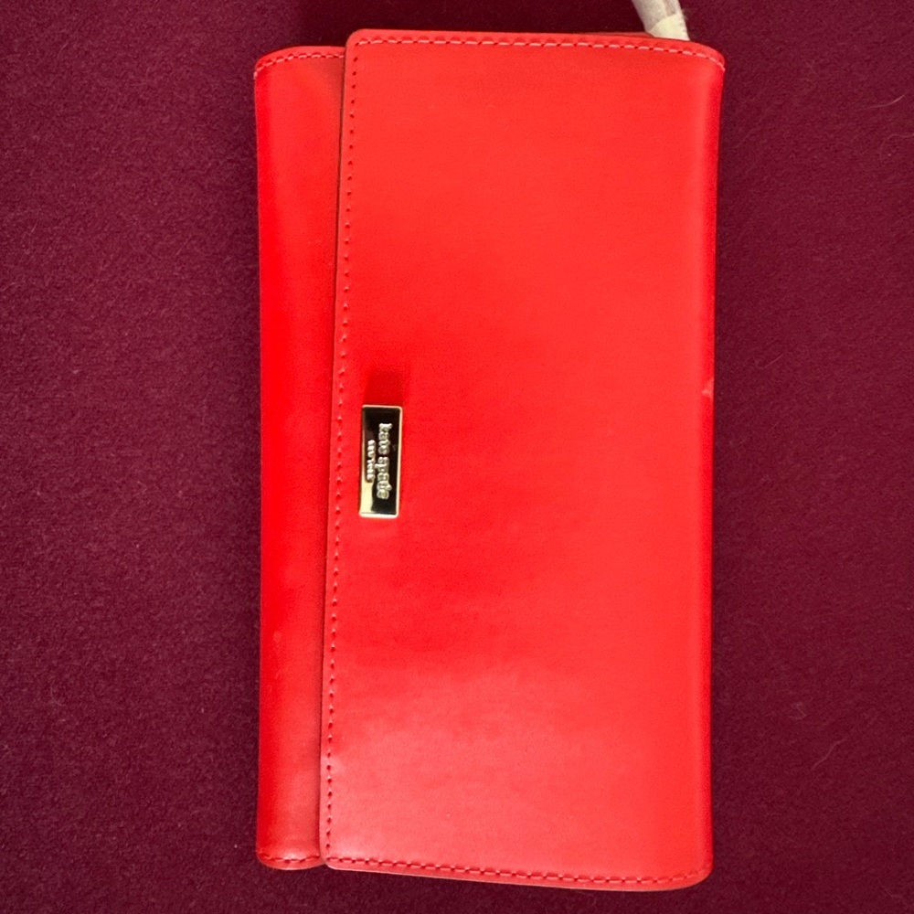 Kate Spade Passport Wallet